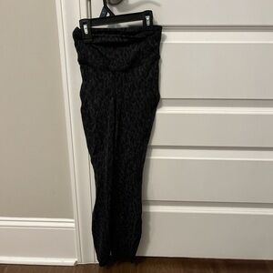 lulu size 0, 25” leggings